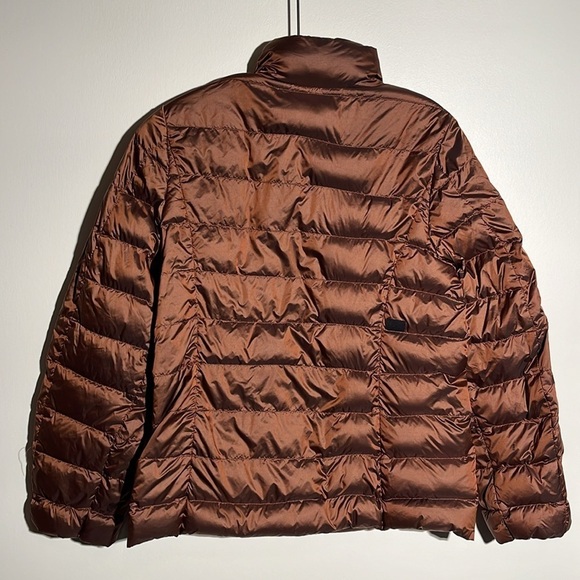 Eddie Bauer Women’s EB650 Puffer - Picture 5 of 9